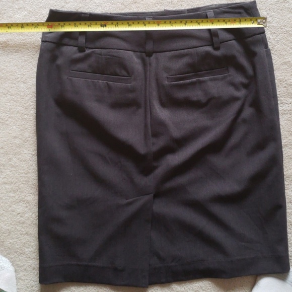 Skirt - Picture 2 of 3